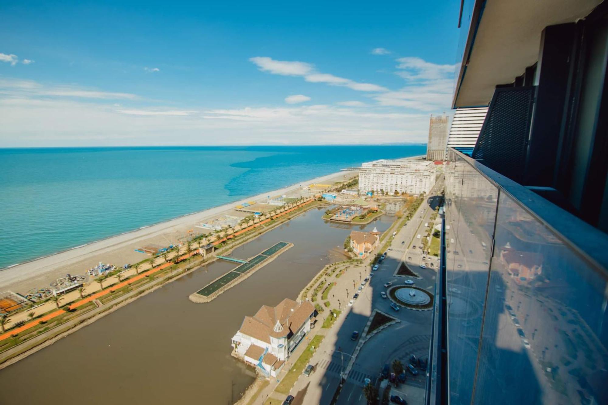 Aparthotel Orbi City Center Sea View Batumi Exteriér fotografie